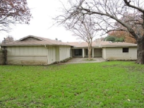 1st image of 5917 Whitman Ave Fort Worth