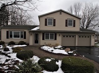 1120 Jackson Rd, Webster, NY 14580