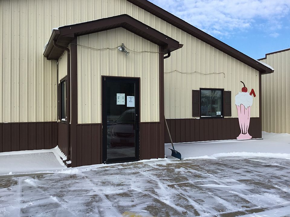 1st image of 301 N Broadway Ave