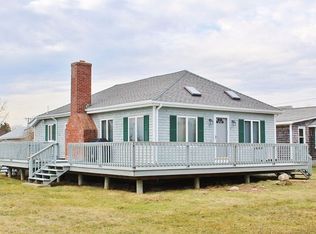 9 Surfside Ave, South Kingstown, RI 02879