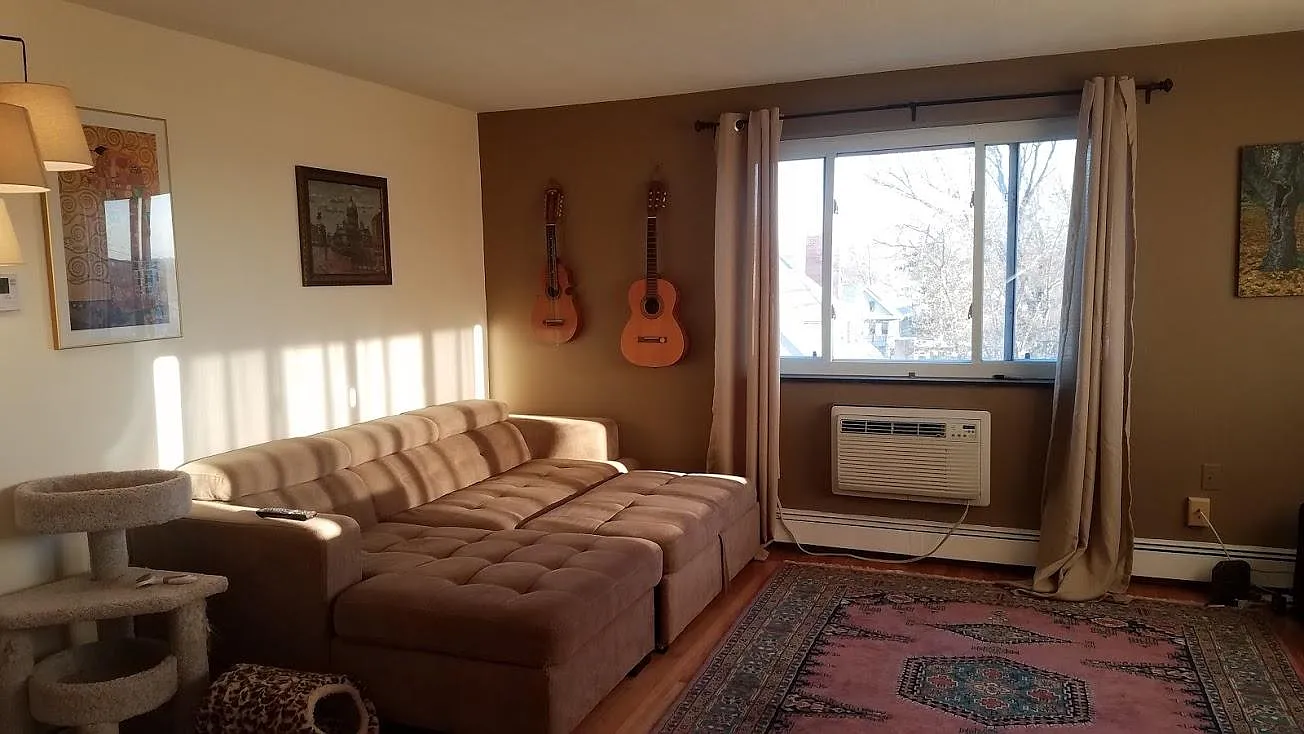 1 bed, 706 sqft, $2,300 — Photo 2