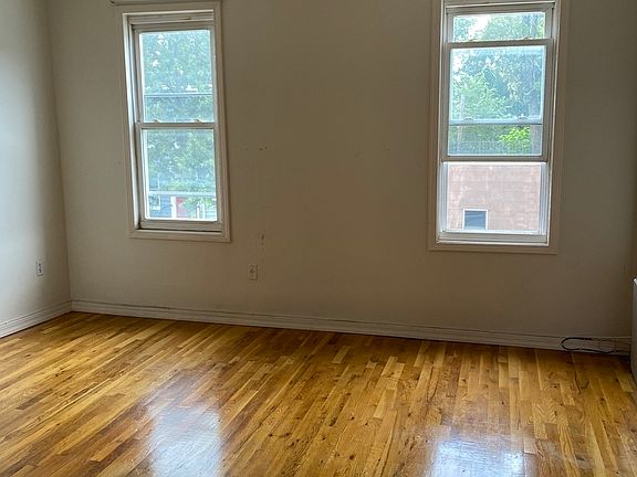 5th image of 400 11th St #B1