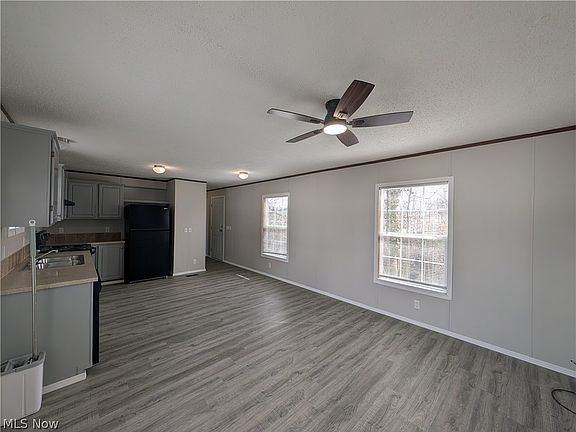 3rd image of 235 Cedar Brook Dr