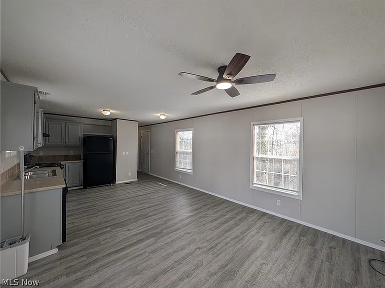 235 Cedar Brook Dr — Photo 3