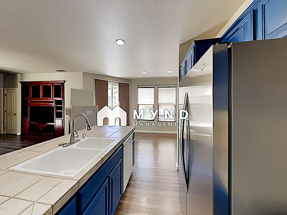 5th image of 1812 Ivycrest Way