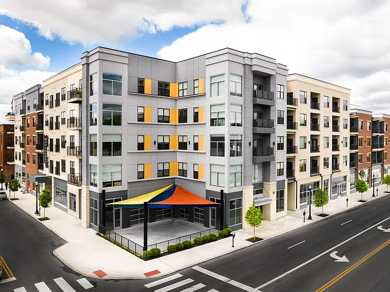 Madamore Apartments