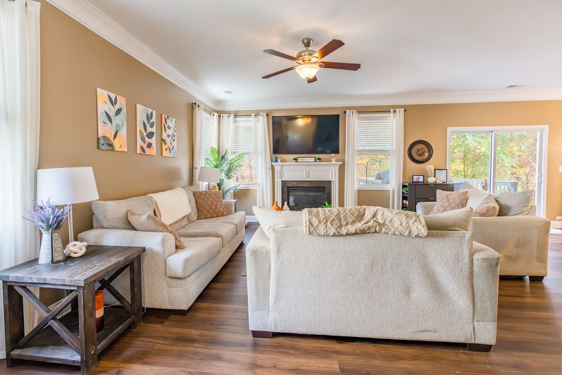 next background image