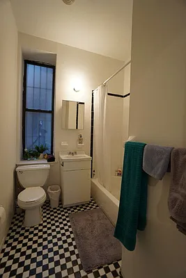 Rented by Best Apartments North Inc | media 35