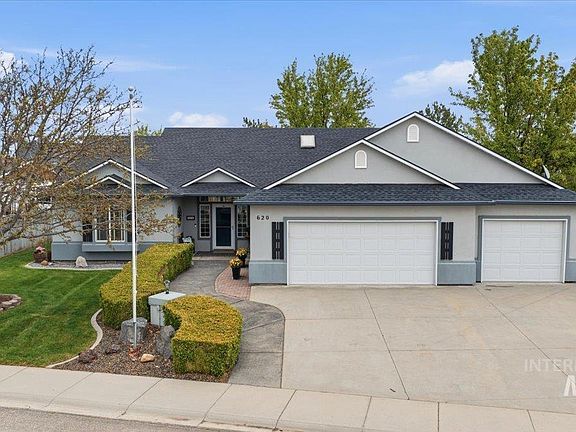 3rd image of 620 E Sable Ridge Dr