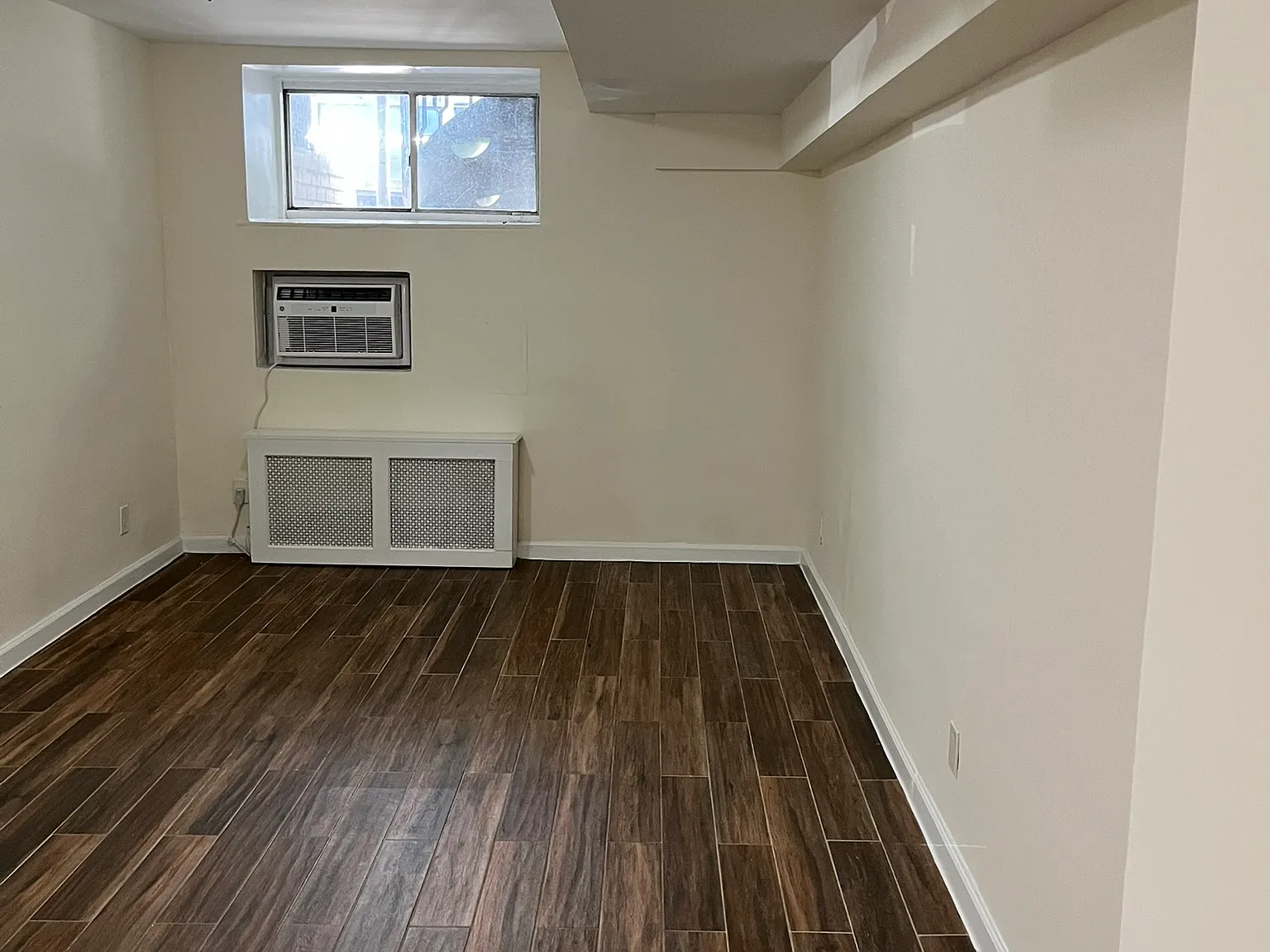 429 East 83rd Street — Photo 2