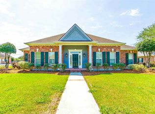 203 Longwood Dr, Thibodaux, LA 70301