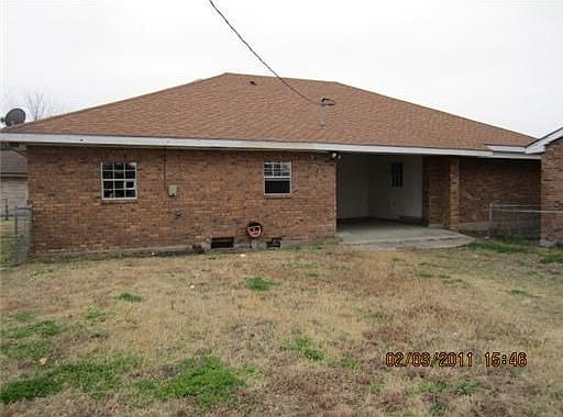2nd image of 327 2nd St