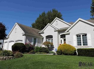 4150 Deerfield Woods Dr, Lambertville, MI 48144
