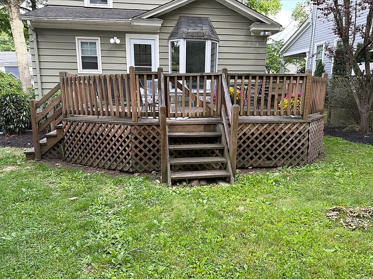 288 Seneca Pl — Photo 23