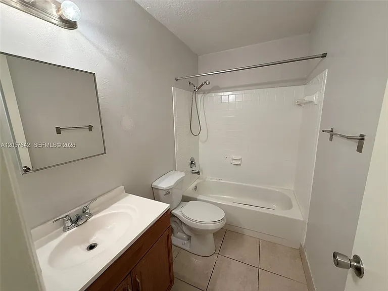 10835 NW 45th St #10835 — Photo 25