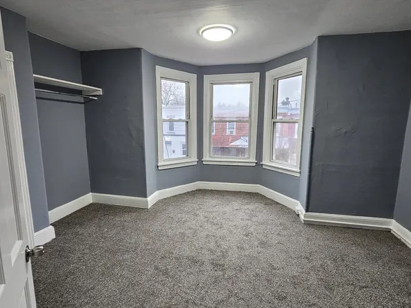 946 E 17th St, Wilmington, DE 19802