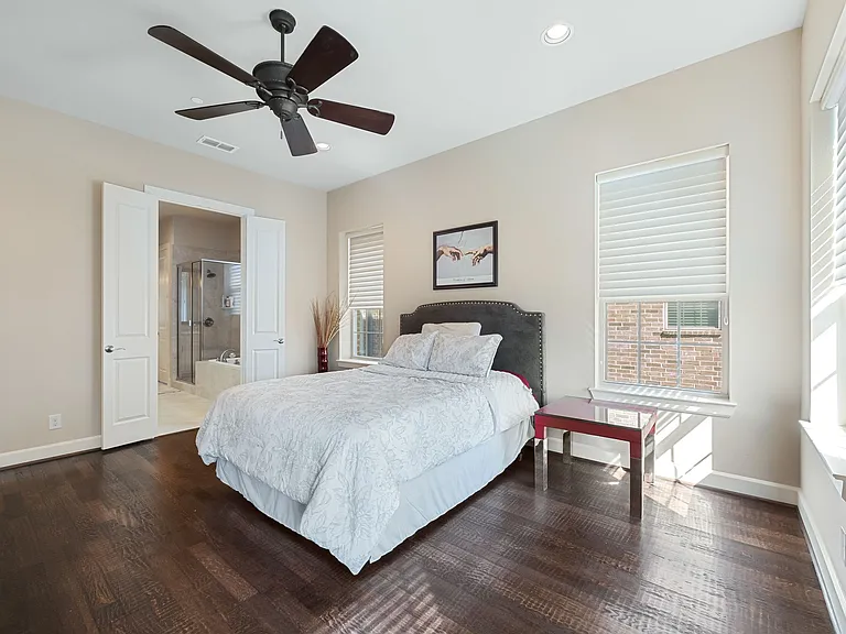5001 Meridian Ln #2103 — Photo 15