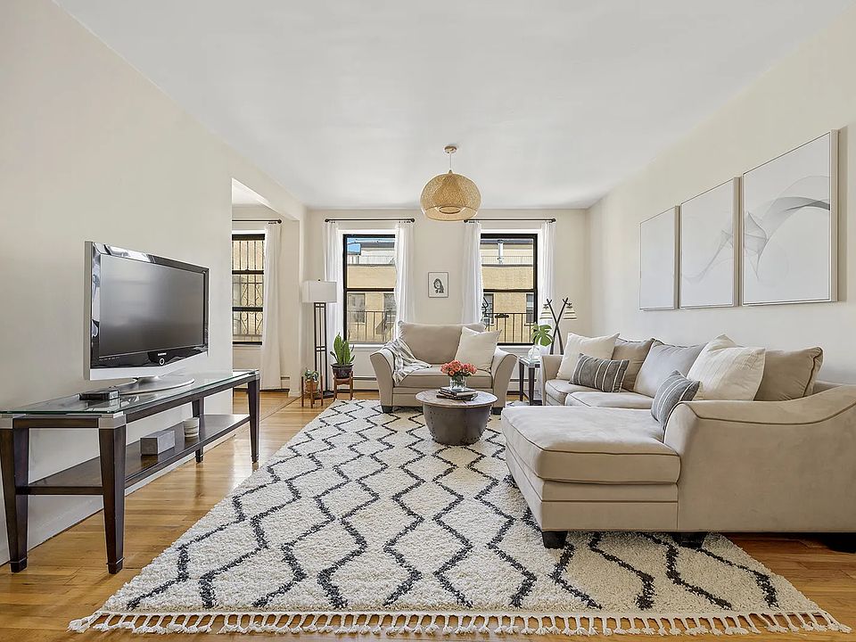 1st image of 295 Saint Johns Pl APT 6C