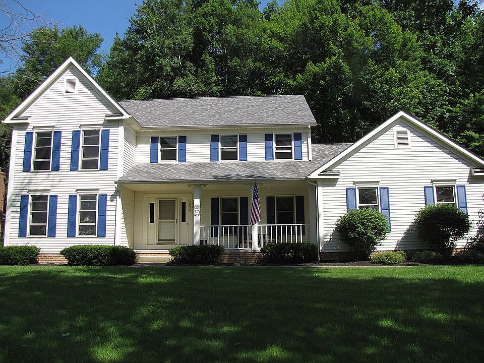 1st image of 2573 Blue Heron Dr