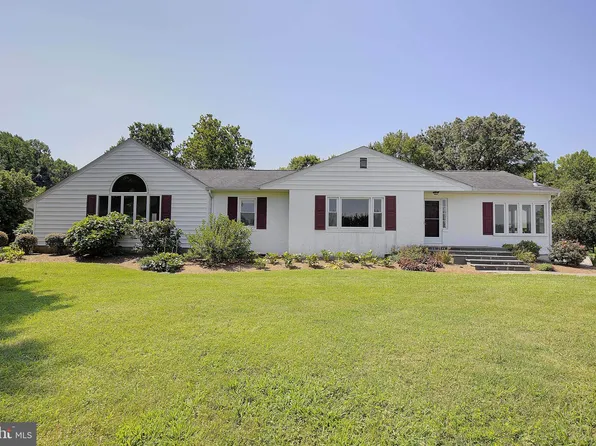 3851 Solomons Island Rd, Harwood, MD 20776