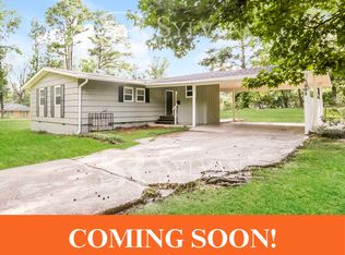 302 Colonial Cir, Jackson, MS 39211