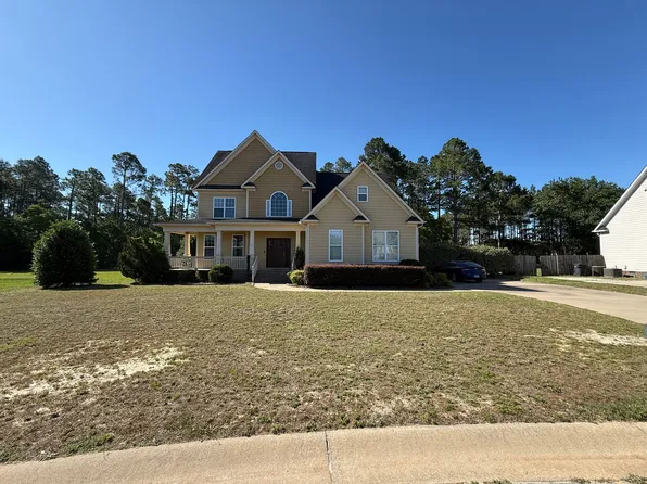 340 Lancelot Ct, Linden, NC 28356