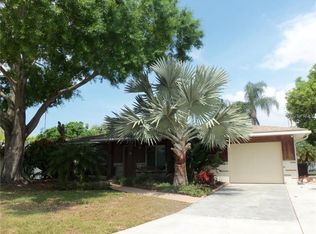 30 Cypress Dr, Palm Harbor, FL 34684
