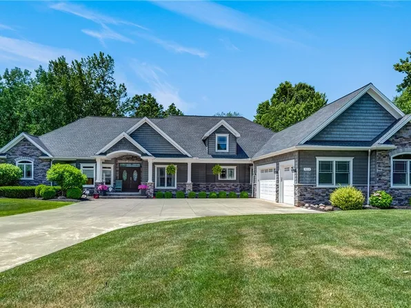 4614 Vrooman Dr, Lewiston, NY 14092