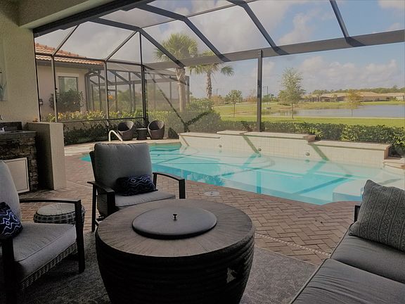 Extended lanai