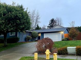 3906 NE 17th St, Renton, WA 98056