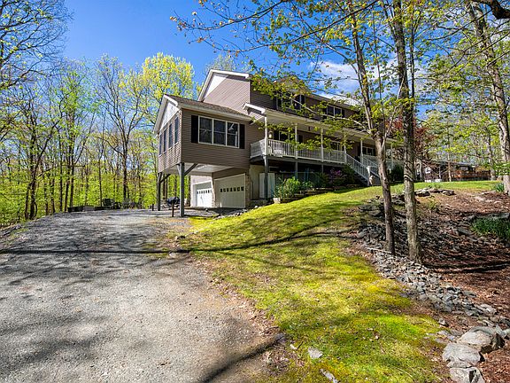 4th image of 806 Firelight Ct