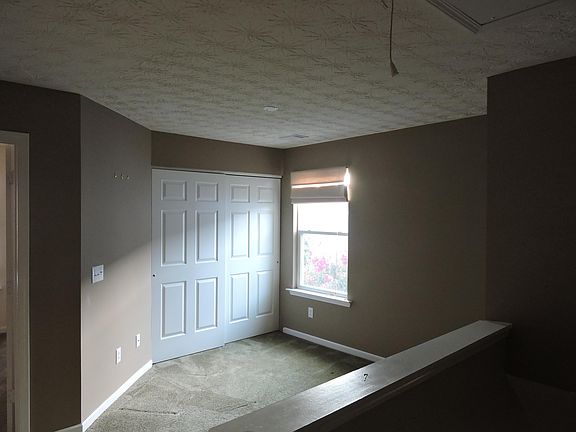 5th image of 219 Hiawassee Dr