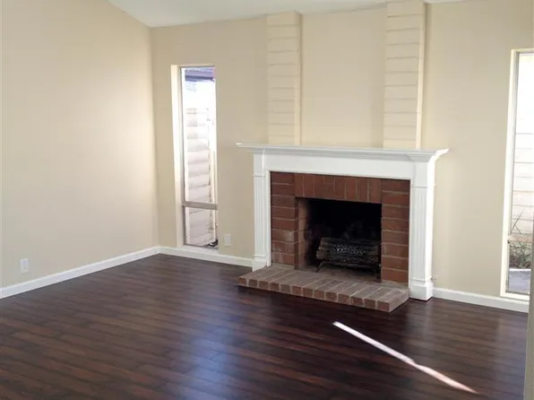 2208 H St, Oxnard, CA 93036