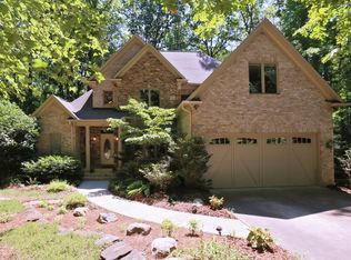 5300 Guida Dr, Greensboro, NC 27410