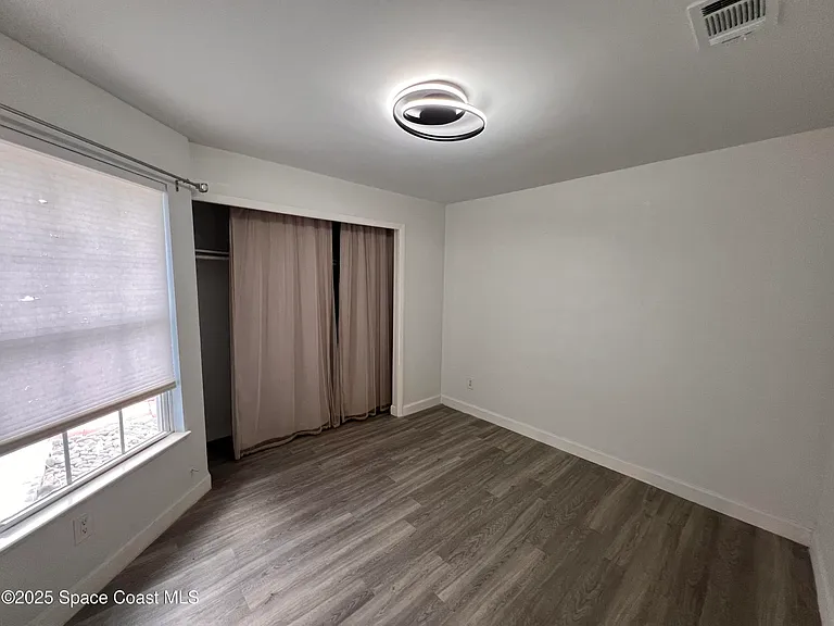 377 Myrtlewood Rd — Photo 5
