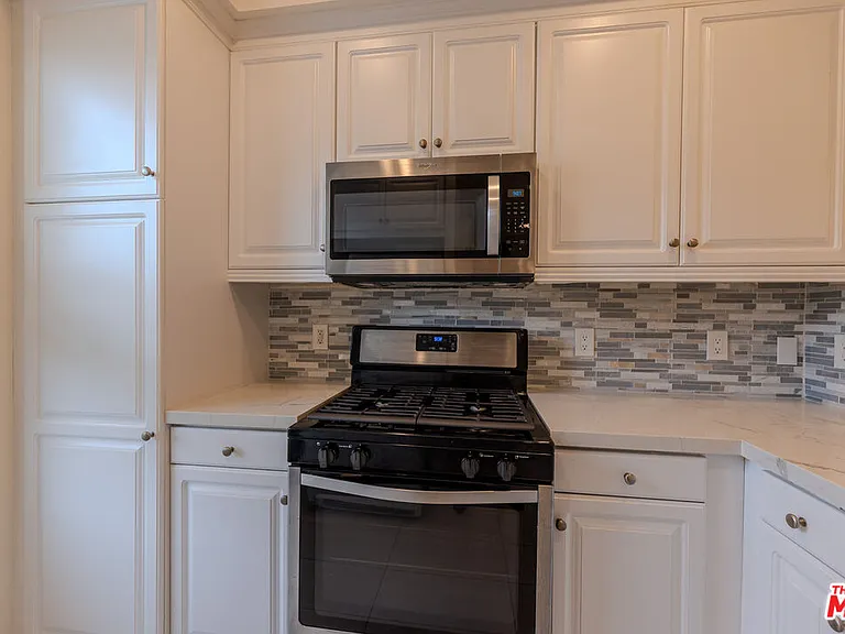 6020 Seabluff Dr #302 — Photo 10