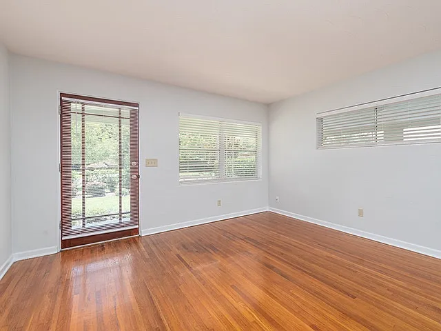 1451 Oneco Ave — Photo 8