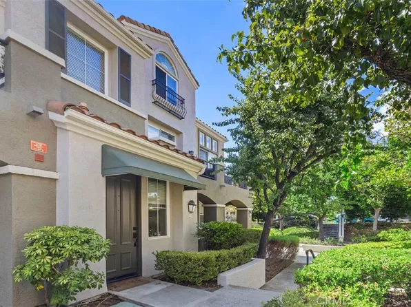 41 Via Pamplona, Rancho Santa Margarita, CA 92688