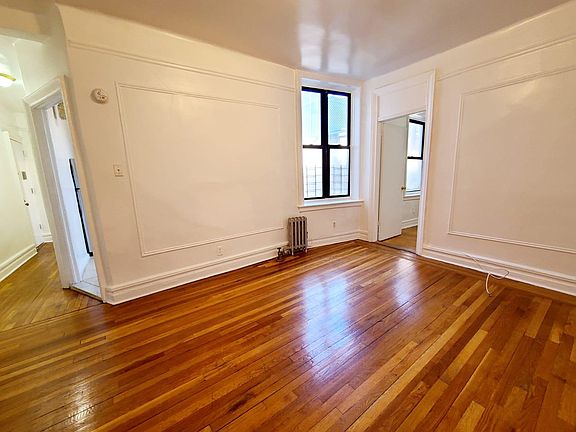 3rd image of 715 Prospect Ave #2