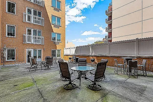 30-94 Crescent St #2D — Photo 7