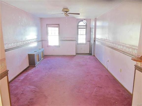 4th image of 240 Avenue A