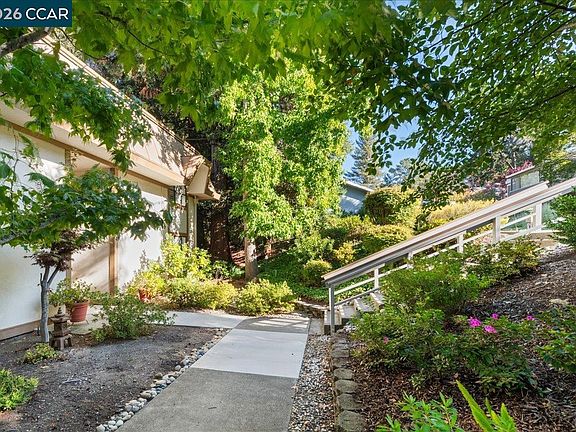 5th image of 1317 Canyonwood Ct APT 4