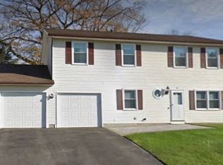 26 Driver Rd, East Hartford, CT 06108