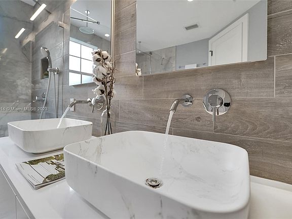 3rd image of 2685 NE 9th Ave Unit 3