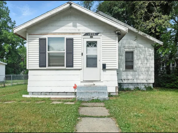 1026 Superior St, Benton Harbor, MI 49022