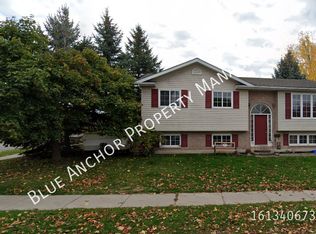 22 Faraday Gdns #2, Belleville, ON K8P5J5
