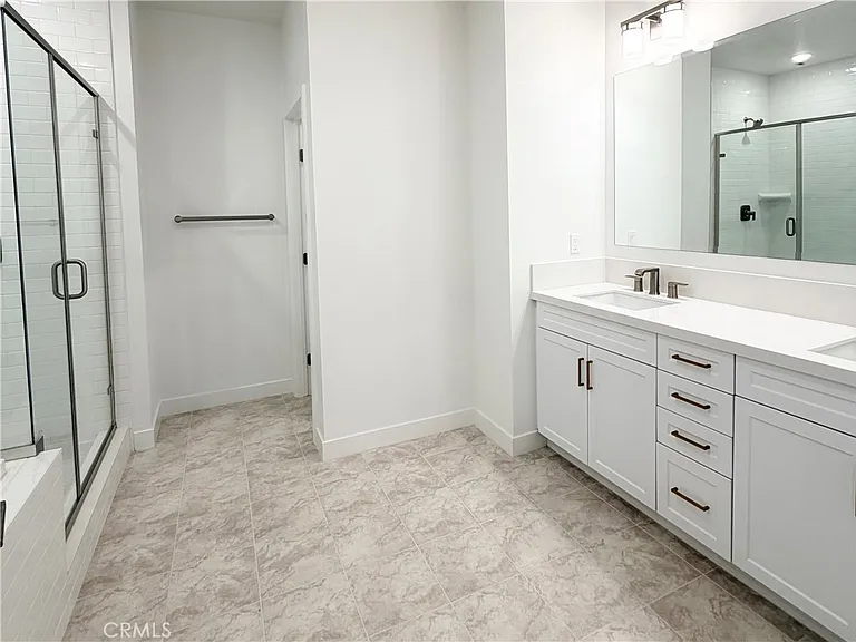 26756 Bermudez St — Photo 41