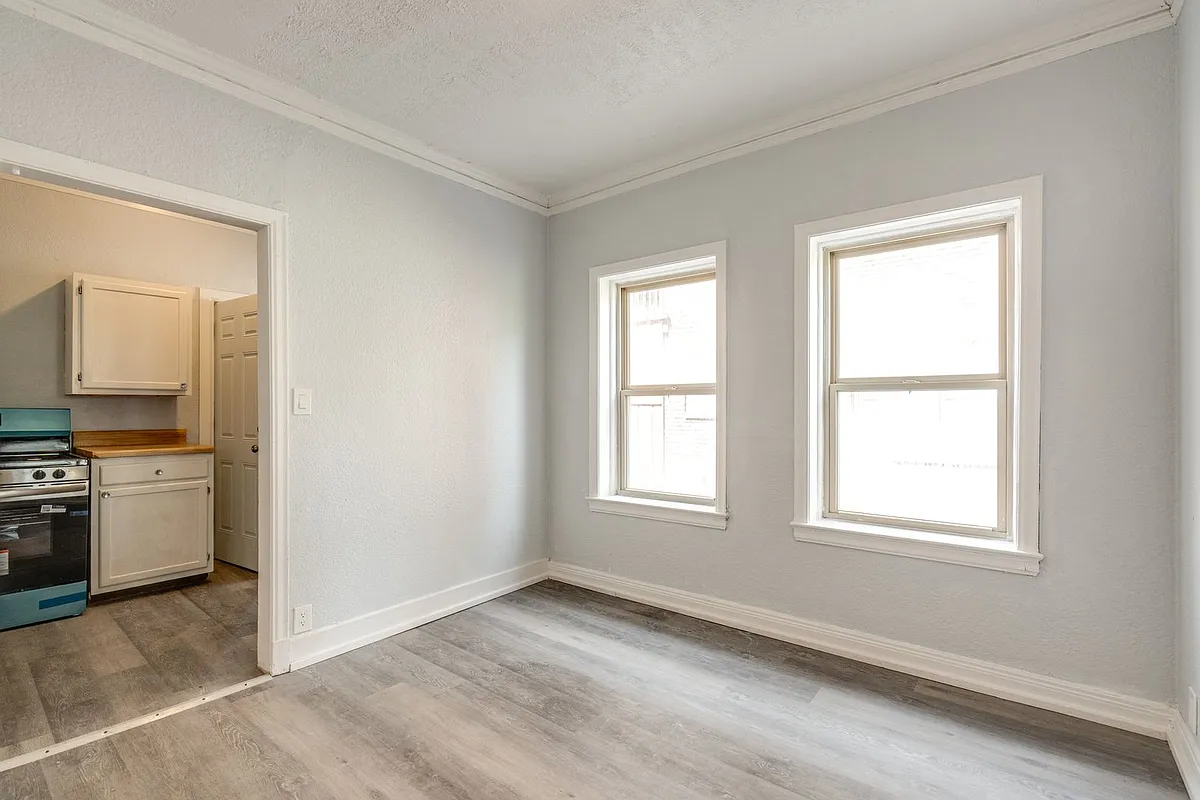 Building Photo - 2840 S Moreland Blvd #1