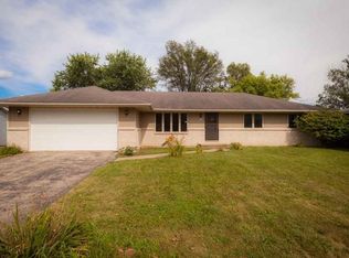 216A S State St, Poplar Grove, IL 61065