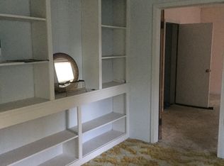 300 Walnut St, Salley, SC 29137